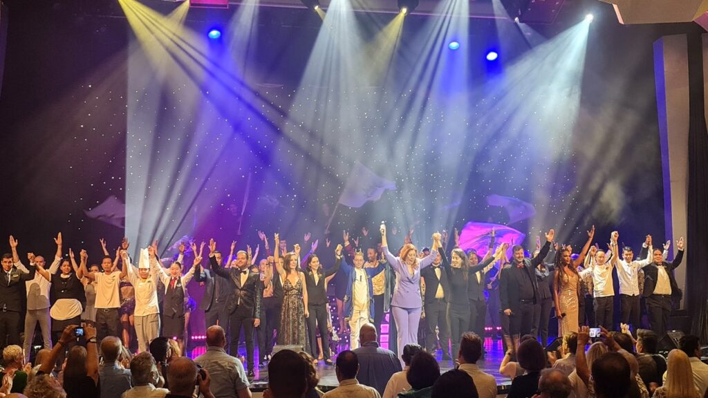 MSC Fantasia Teatro 12 MSC Fantasia Teatro 12